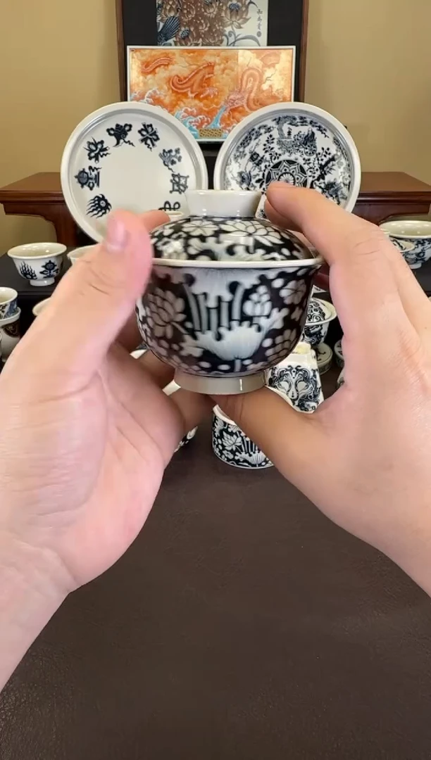 二号釉一路连科盖碗