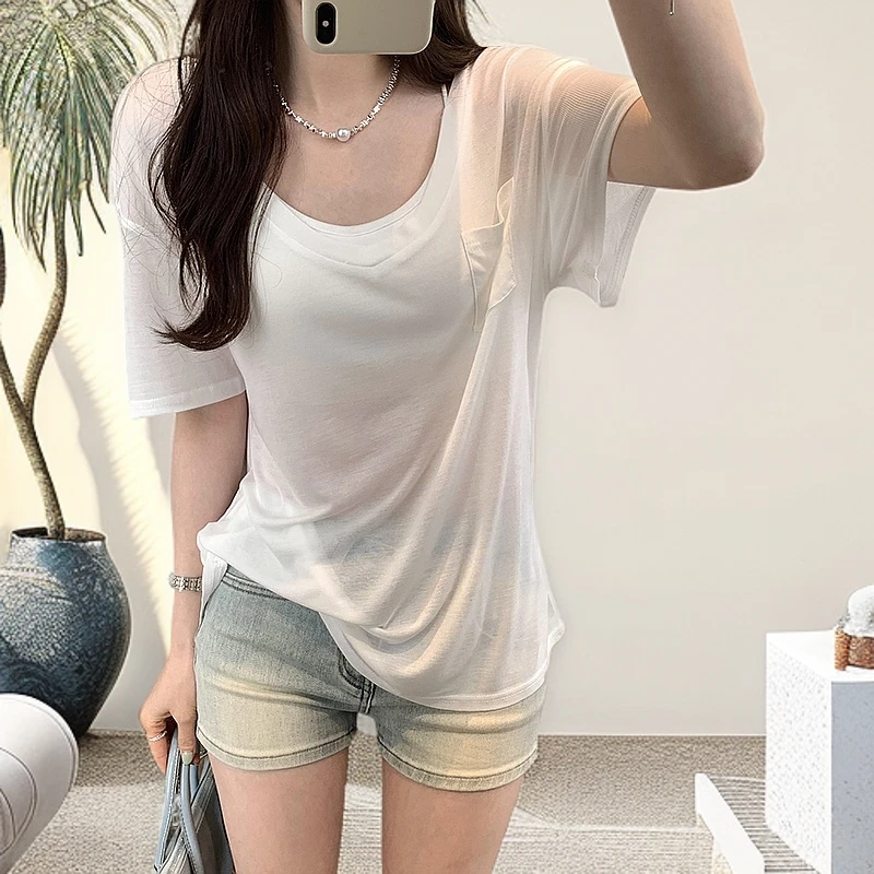 2025韩版新款V领高级感洋气上衣莱赛尔天丝亲肤宽松口袋短袖T恤女
