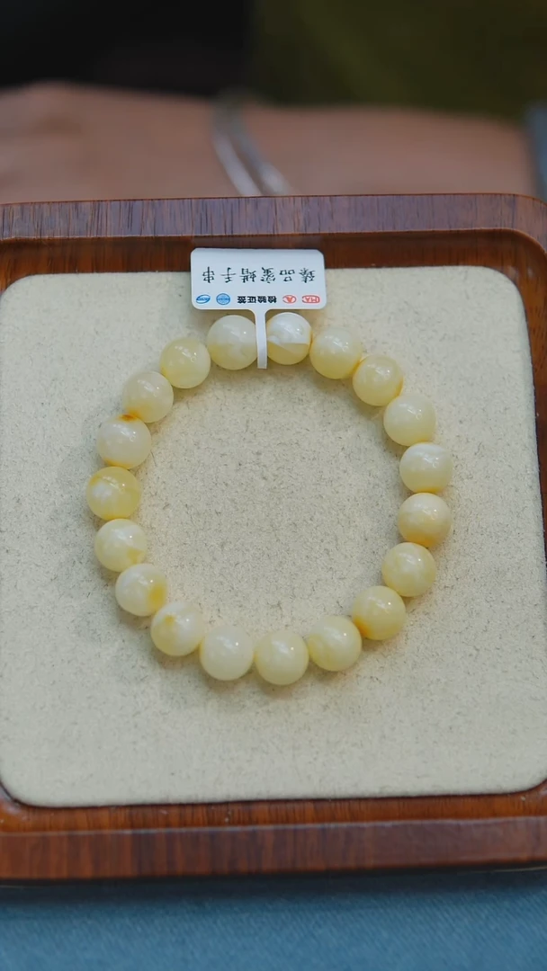 未镶嵌琥珀手链w11
