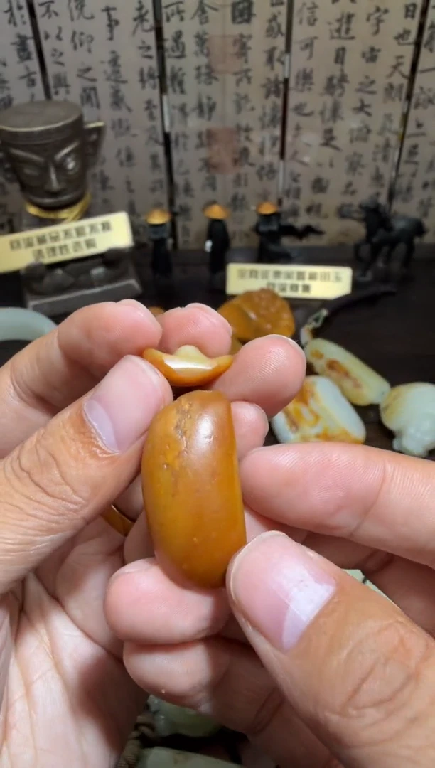 未镶嵌和田玉挂件和田玉