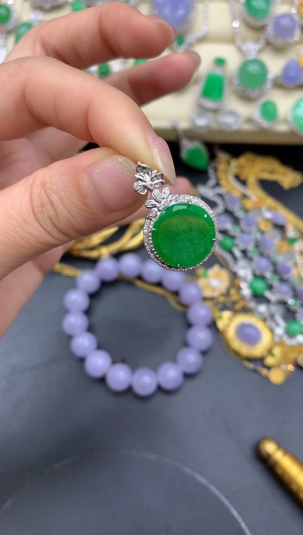 【闪购商品】翡翠颈饰18K金镶嵌187-中国好珍宝