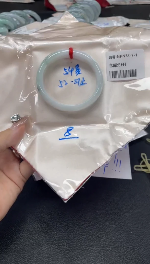 未镶嵌手镯翡翠翡翠手镯