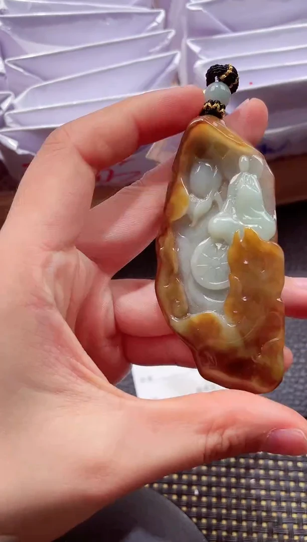 颈饰未镶嵌翡翠20251231