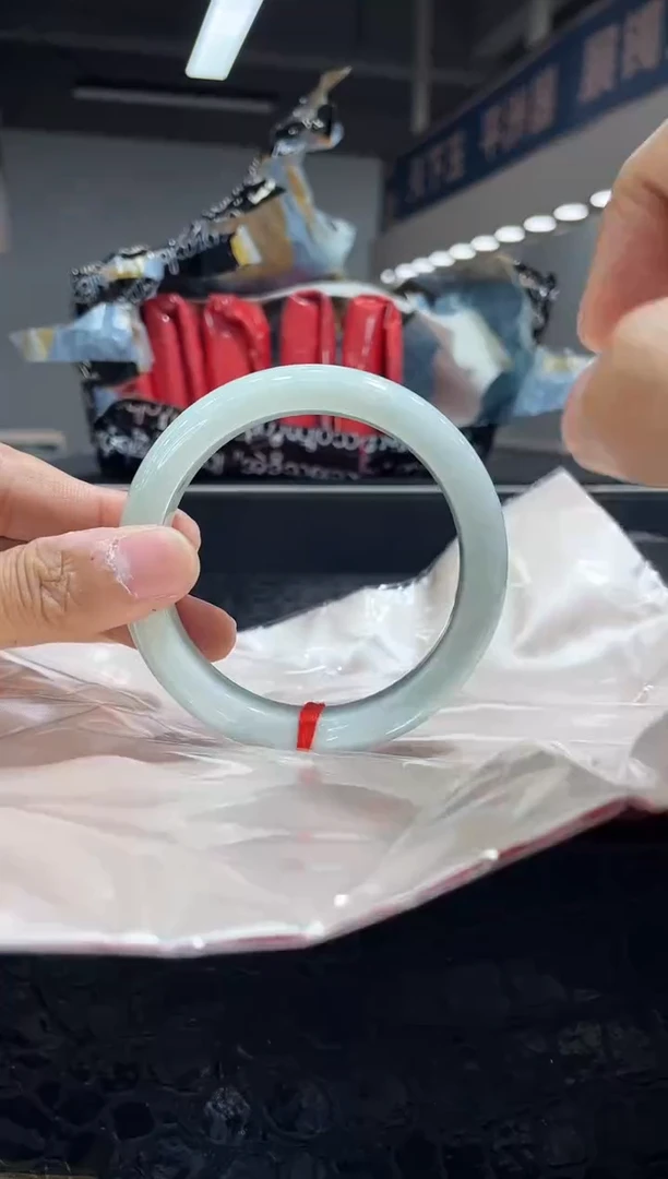 未镶嵌手镯翡翠2