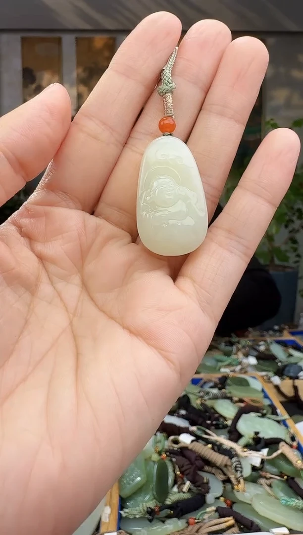 未镶嵌和田玉挂件拍一发一