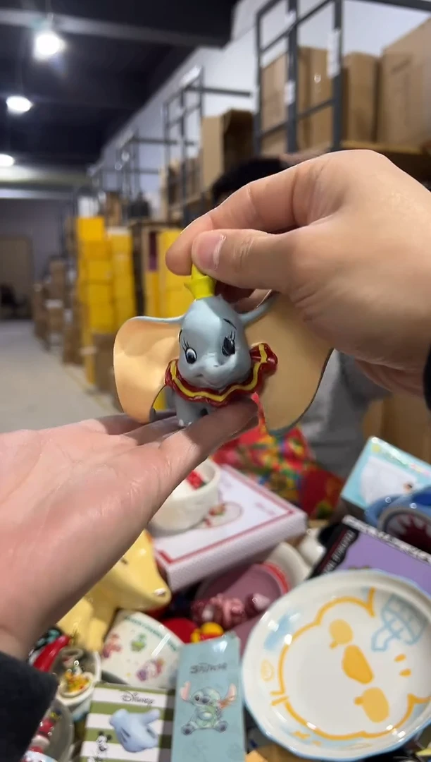 【闪购商品】杯树脂小飞象摆件