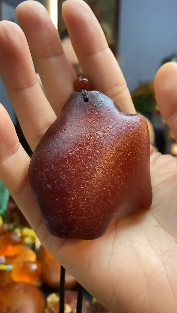 琥珀颈饰未镶嵌吊坠
