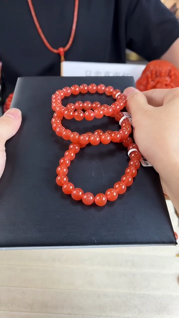 未镶嵌冰红手串9+南红玛瑙（多样式发其一）