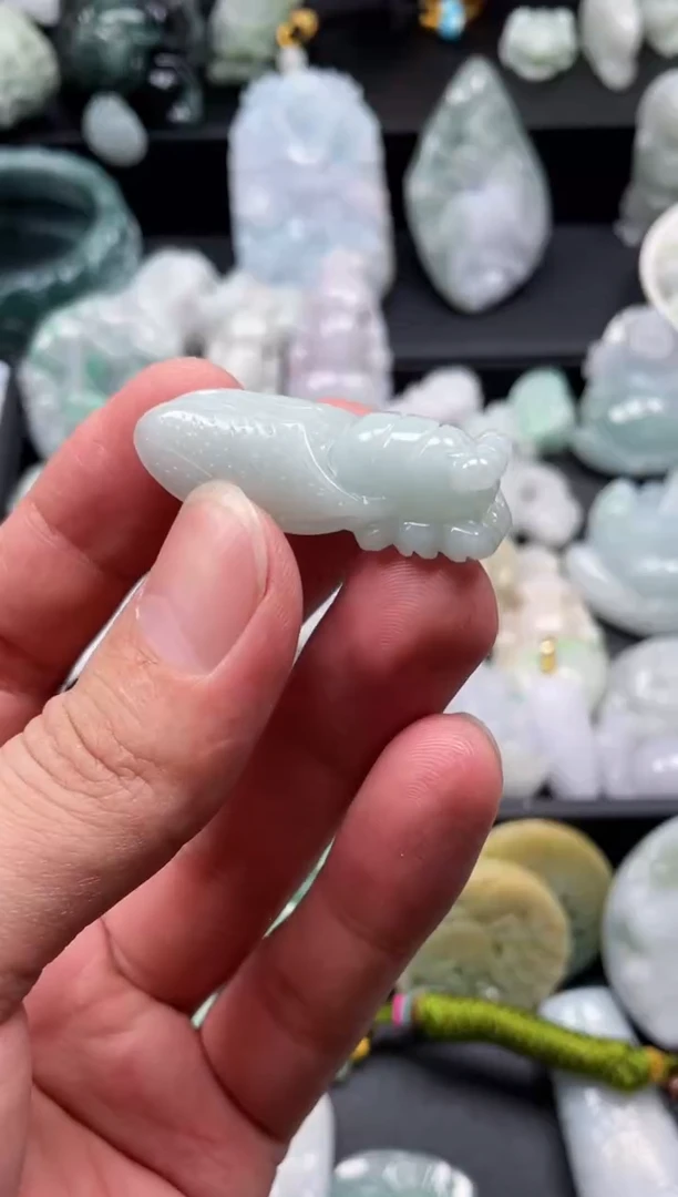翡翠未镶嵌颈饰天然翡翠a货