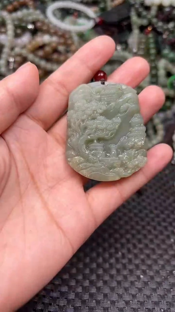 颈饰未镶嵌和田玉1