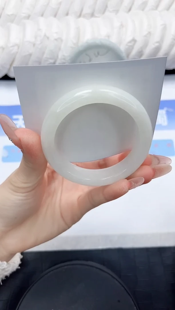 和田玉手镯未镶嵌247-52.4