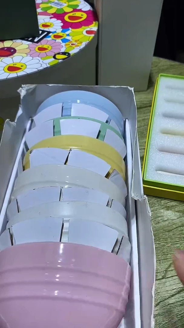 瓷片碗碟好物一件不留@@1