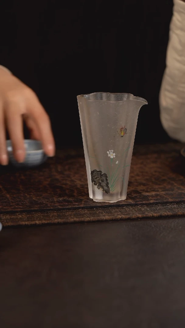 【闪购商品】杯心缘甄瓜楞公道灵石兰花