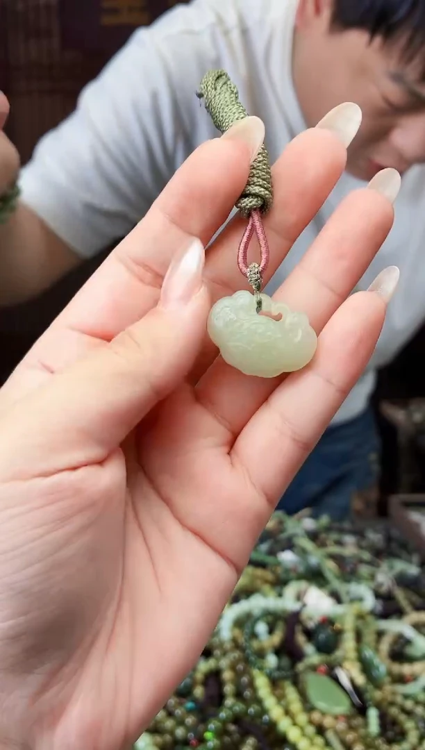 未镶嵌和田玉挂件多样性发货拍一发一