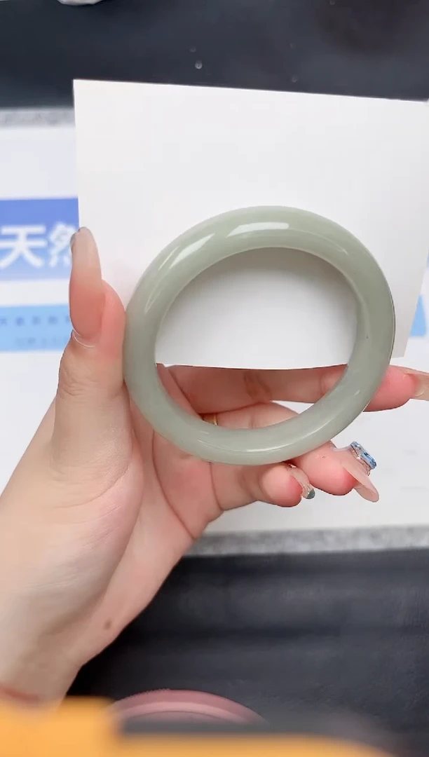 未镶嵌手镯石英质玉53-