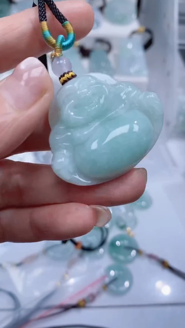 颈饰未镶嵌翡翠吊坠