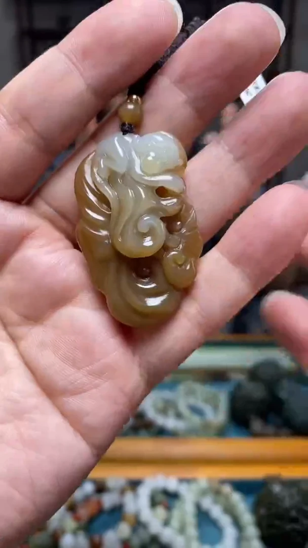 和田玉未镶嵌颈饰33