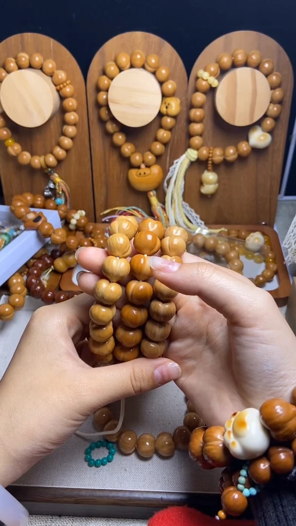 手串猴头核桃f****e全品纯手工大尺寸大象黄跑环新绿流苏手持