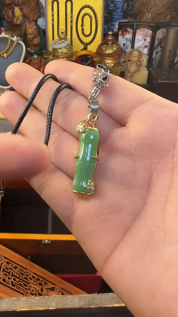 滴血莲花菩提吊坠三三甄选