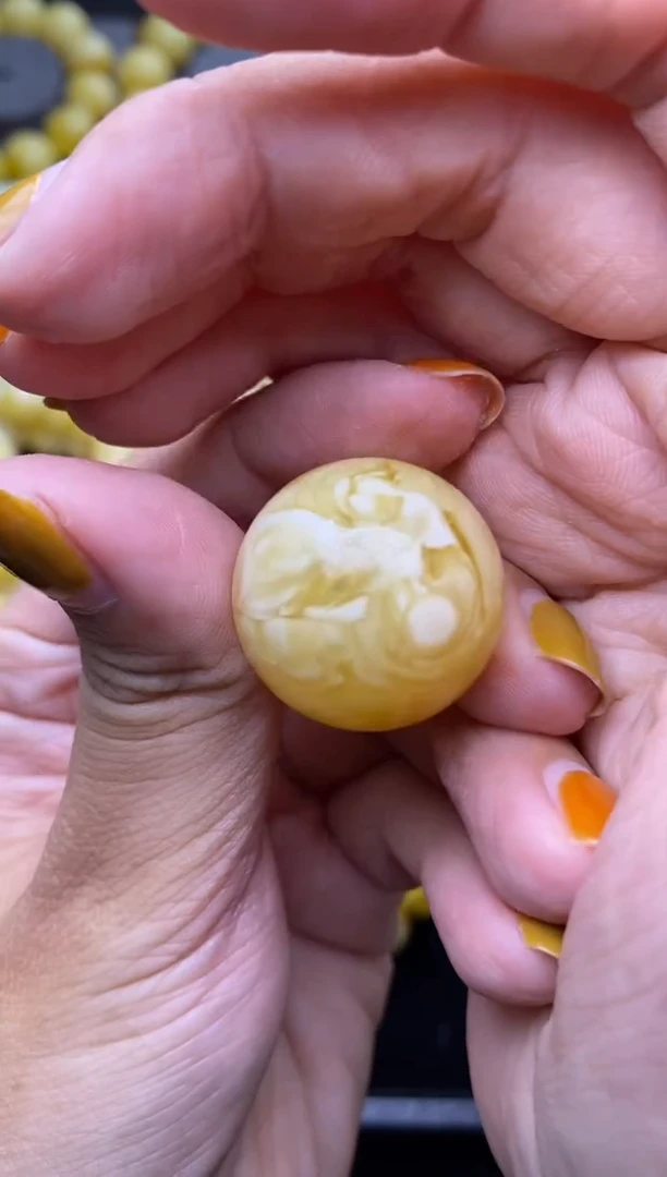 裸石琥珀未镶嵌大小姐珠宝84