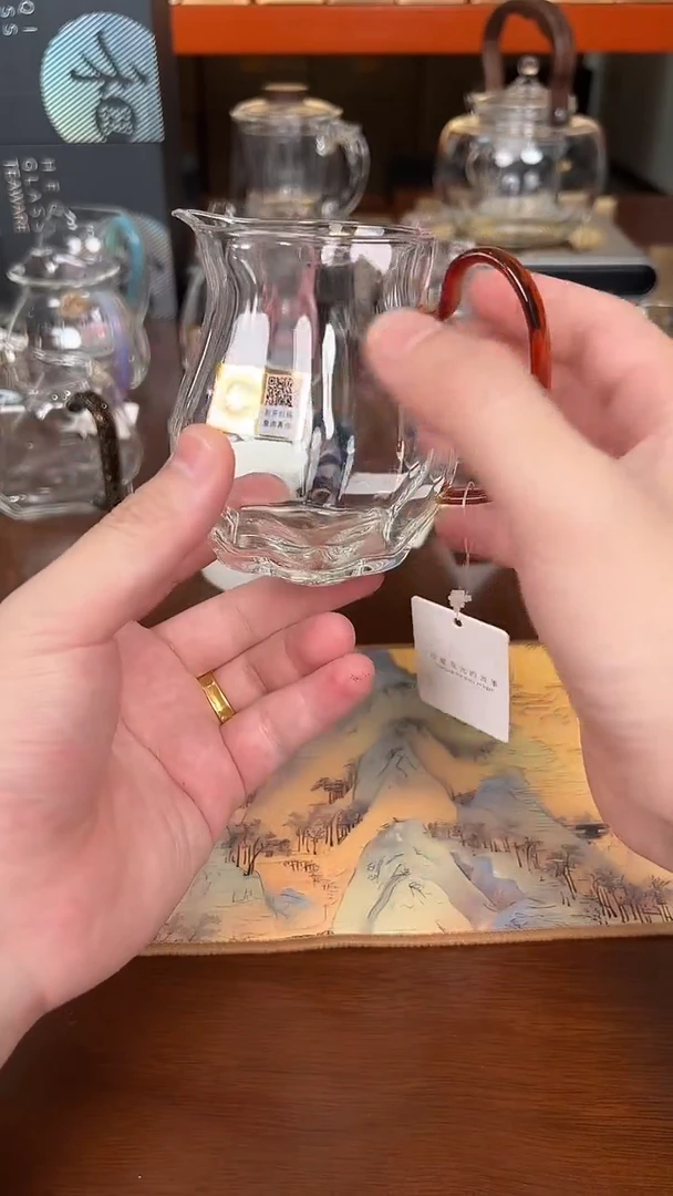 @@禾器晶彩颂妍茶海琥珀色