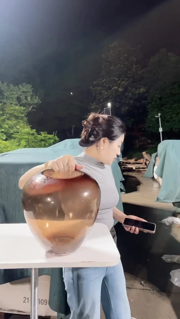 安娜-微瑕花瓶-F4PFL