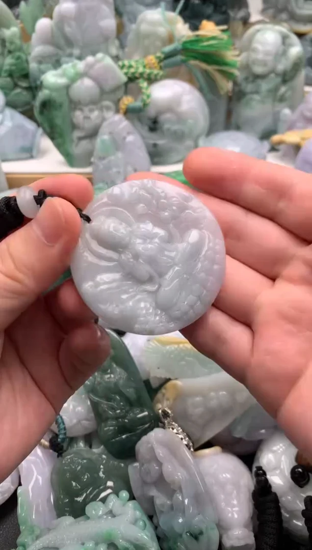 吊坠(不含链)未镶嵌翡翠1