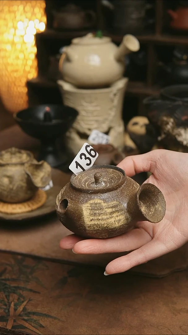 136紫砂全手工粉引茶壶140毫升