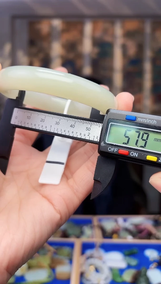 【闪购商品】和田玉颈饰未镶嵌拍一发一