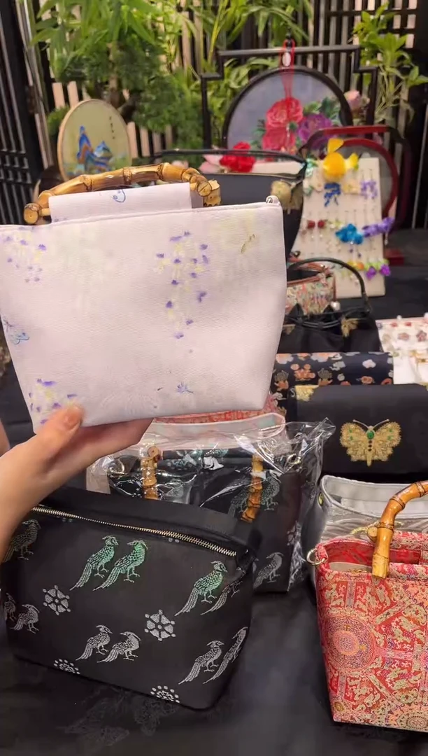 织绣易***炸非遗苏绣手工饰品