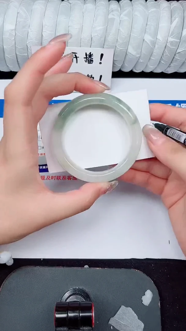 未镶嵌手镯石英质玉10-51/52