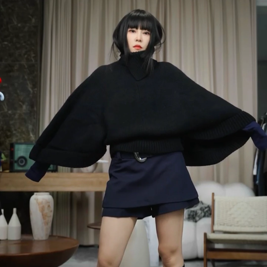 infobyfive2025秋冬翅膀高领收腰蝙蝠袖针织毛衣四店NF0510901