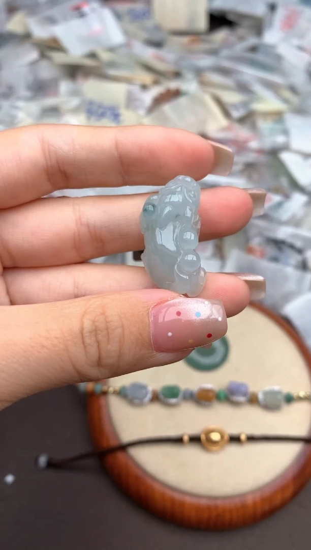 未镶嵌挂件翡翠一