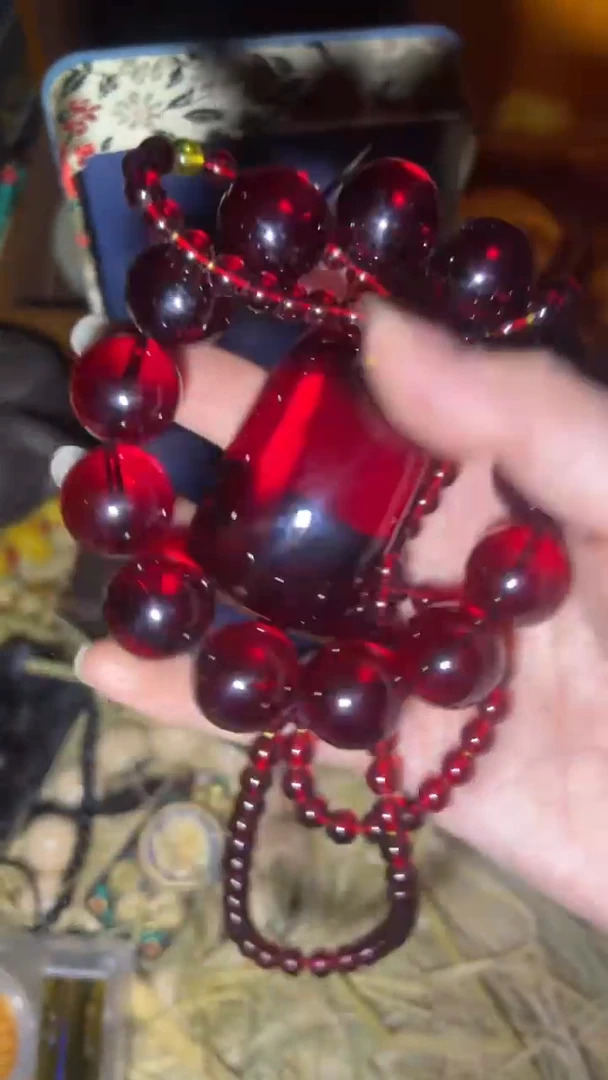 未镶嵌血珀手串闪购高端商品链接
