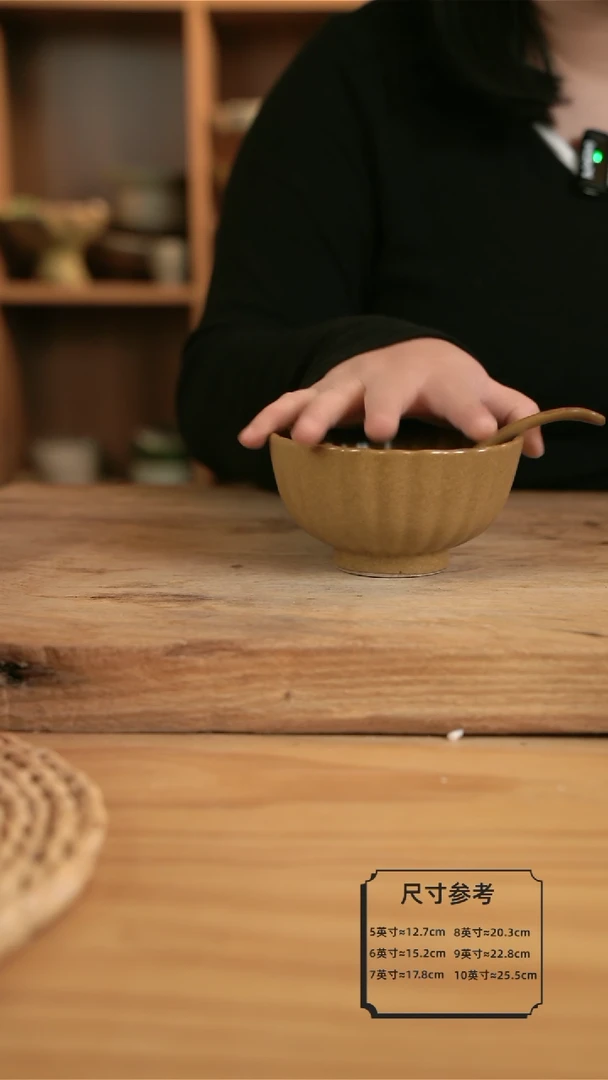 【闪购商品】福利棕色的菊花米饭碗加勺子