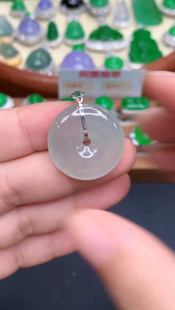 颈饰18K金镶嵌翡翠171-中国好珍宝