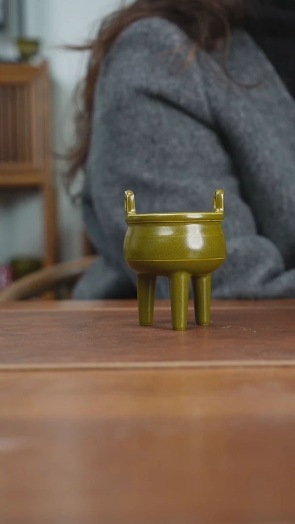 【闪购商品】杯景德镇茶叶末三足鼎炉