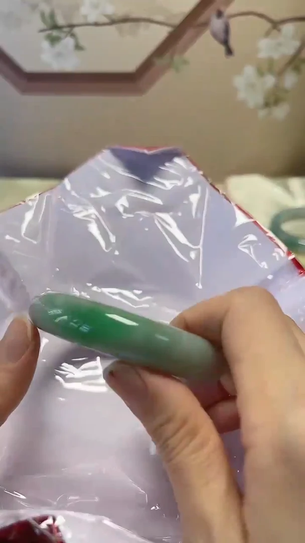 未镶嵌手镯翡翠翡翠手镯
