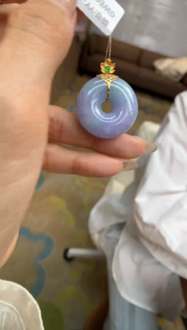 【闪购商品】翡翠颈饰18K金镶嵌甜甜圈