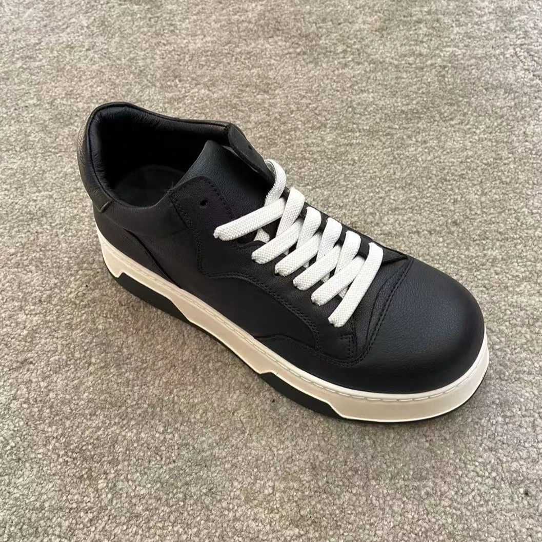 低帮时尚百搭中帮男士鞋子圆头时尚休闲鞋经典黑白休闲鞋男鞋