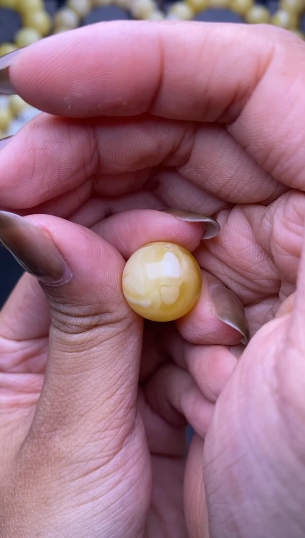 裸石琥珀未镶嵌大小姐珠宝124