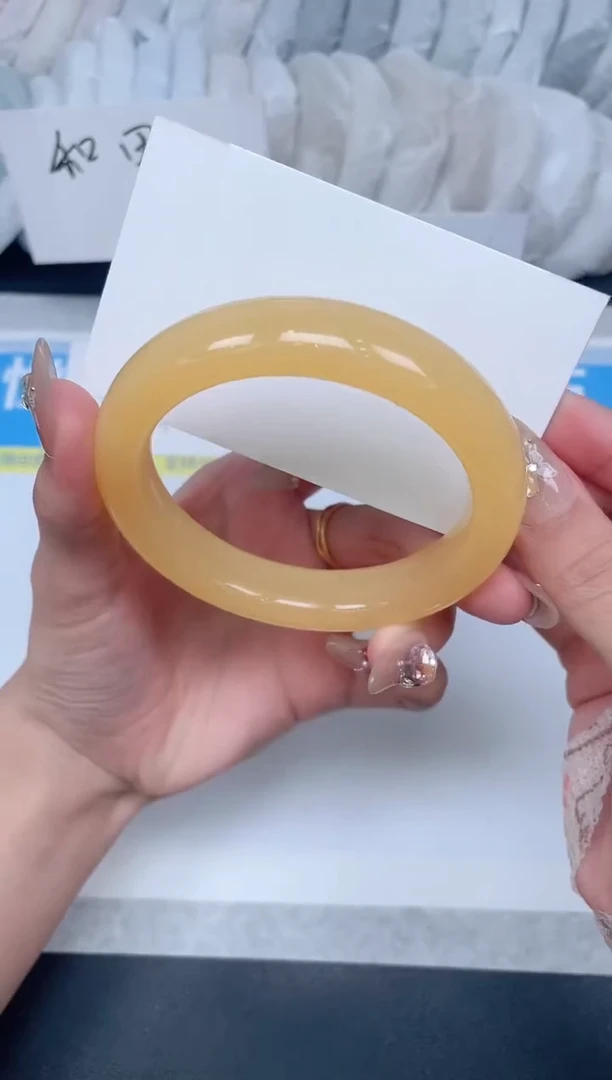 石英质玉手镯未镶嵌A55-60.7