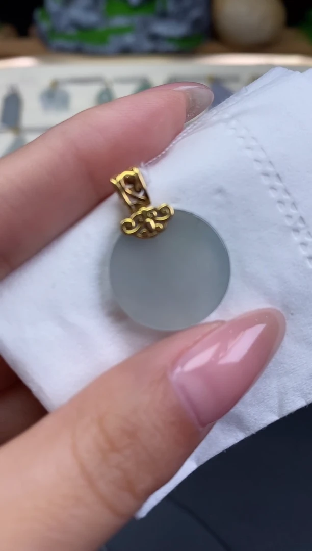 吊坠(不含链)18K金镶嵌翡翠圆牌18K金扣镶嵌@@CMT