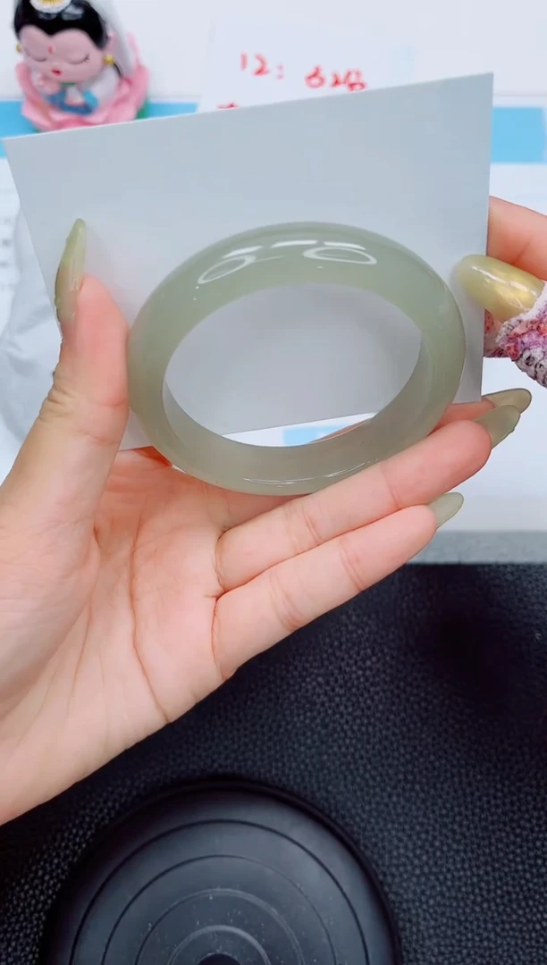 石英质玉手镯未镶嵌10-54.5