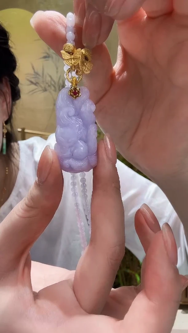 颈饰未镶嵌翡翠吊坠