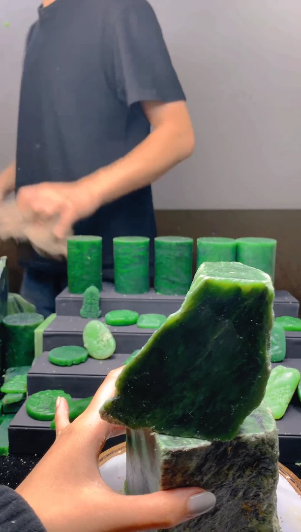 未镶嵌和田玉珠宝半成品1