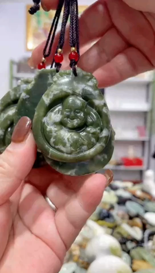 未镶嵌蛇纹石玉吊坠多发性拍其一