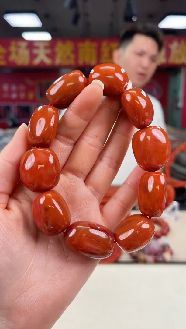 未镶嵌瓦西随型手串南红玛瑙（多样式发其一）