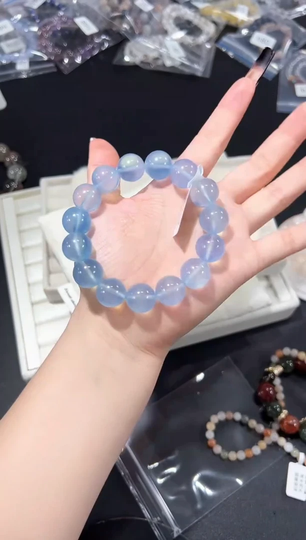 无无47i多样性发其一【1条】默认微瑕