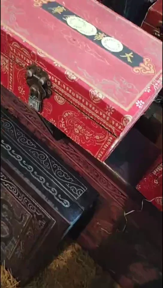 香榧木（1个开封红色全全花花小盒子）